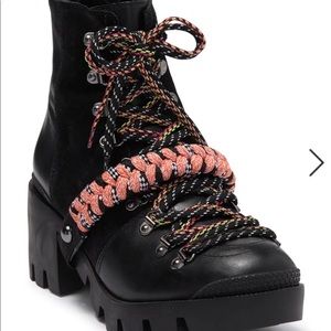 Schutz Emanuela lug sole hiking boot in suede and leather